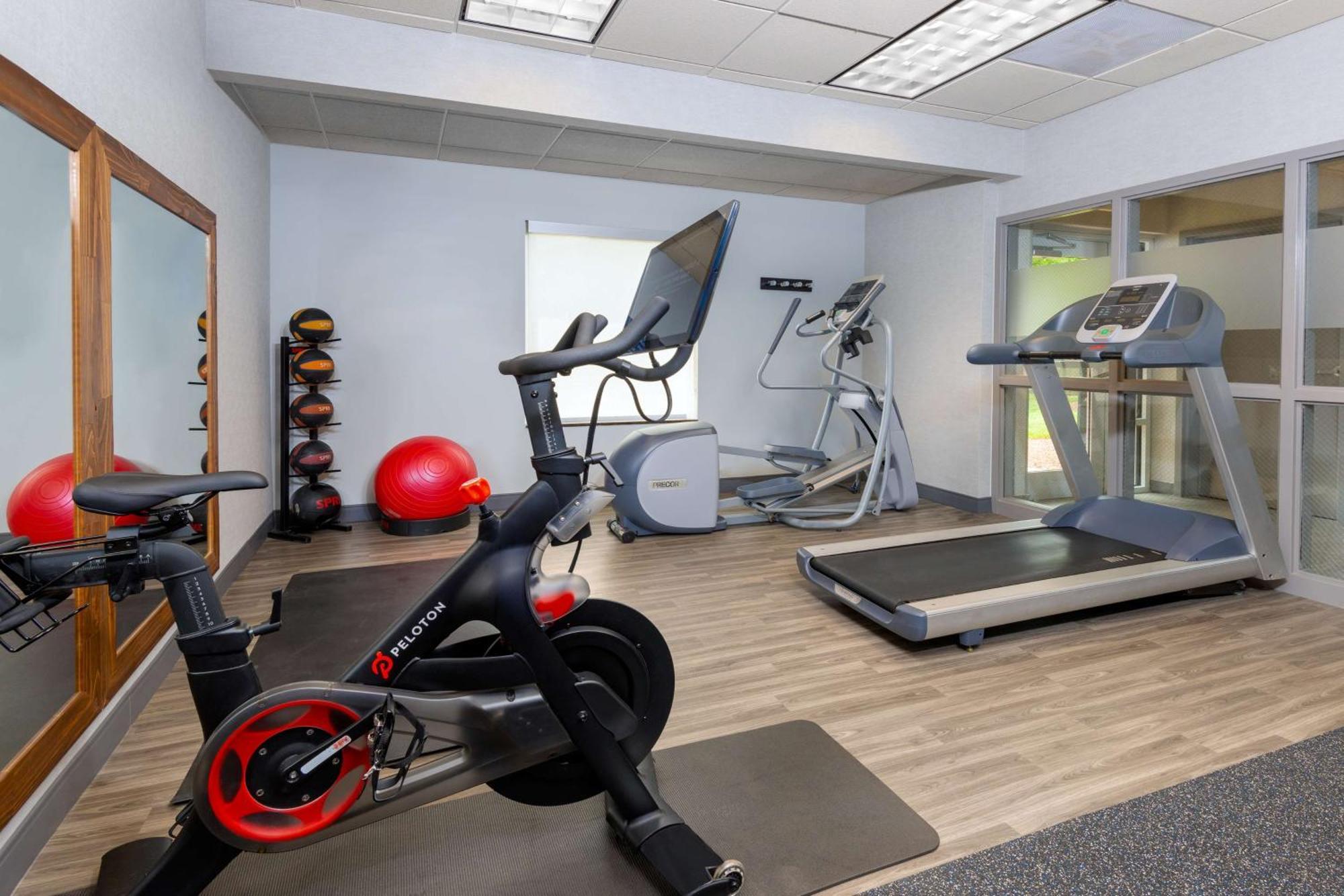 Hampton Inn & Suites מורפריסבורו מראה חיצוני תמונה